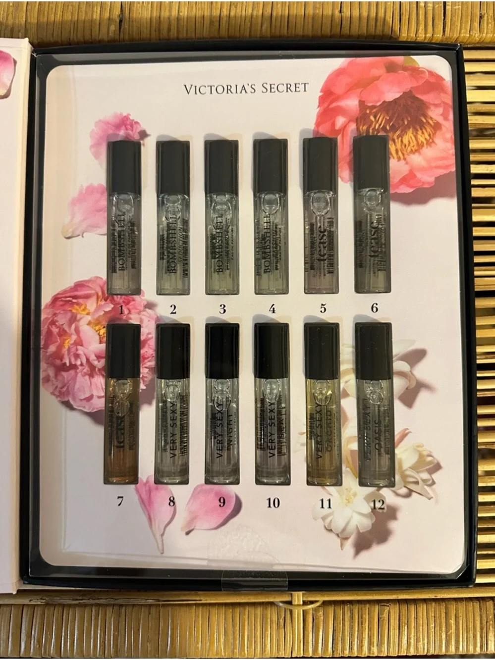 Victoria's Secret Fragrance Discovery Set - White & Cream Packaging - Picture 4 of 7